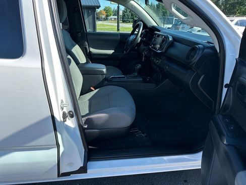 Used 2021 Toyota Tacoma SR image 22
