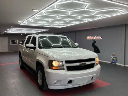Used 2011 Chevrolet Avalanche LT