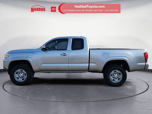 Used 2023 Toyota Tacoma SR image 2