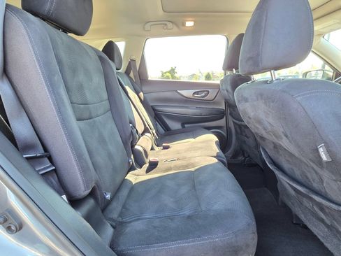 Used 2015 Nissan Rogue S AWD/4WD image 26
