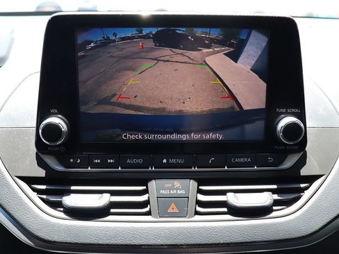 Used 2021 Nissan Altima 2.5 SV FWD image 48