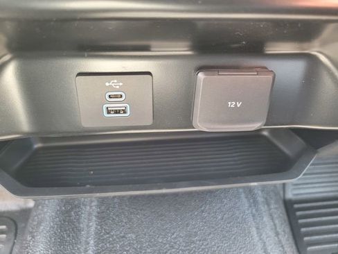 New 2025 Ford F550 4x4 SuperCab Super Duty image 37