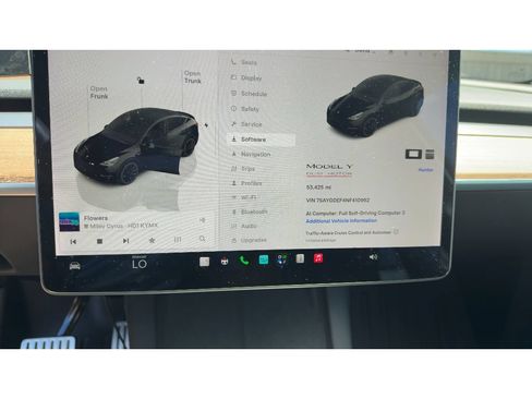 Used 2022 Tesla Model Y Performance AWD/4WD image 3