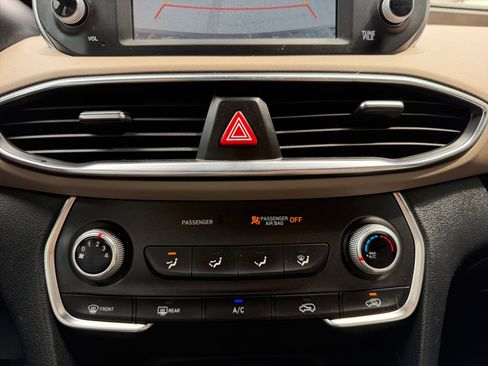 Used 2019 Hyundai Santa Fe SE FWD image 11