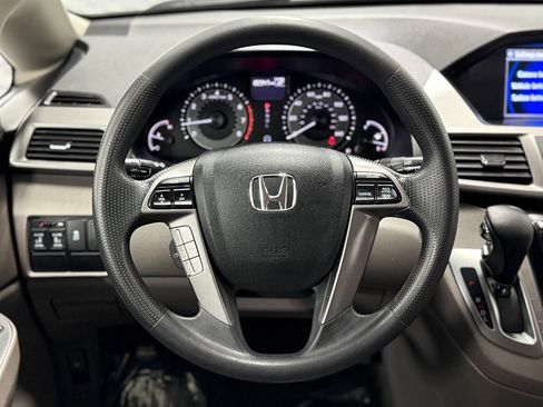 Used 2015 Honda Odyssey EX image 16