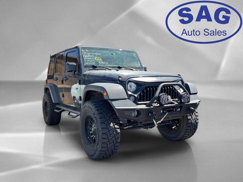 Used 2017 Jeep Wrangler Unlimited Sport AWD/4WD image 2