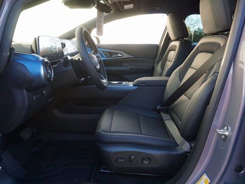 New 2026 Chevrolet Equinox EV LT image 10