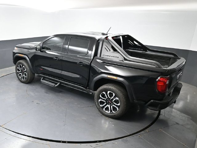 Used 2025 GMC Canyon AT4 w/ Nightfall Edition AWD/4WD image 39