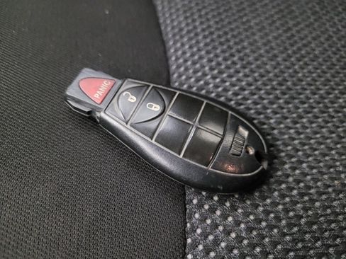 Used 2019 Jeep Cherokee Latitude w/ Popular Appearance Group image 32