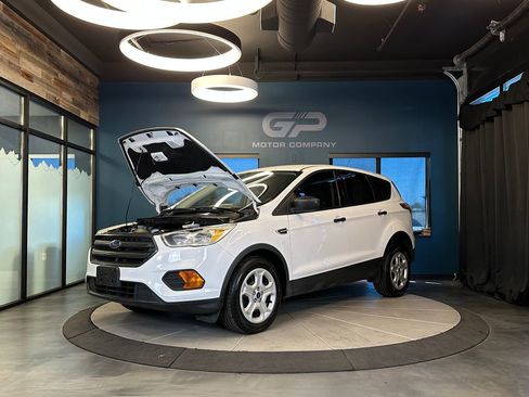 Used 2017 Ford Escape S FWD image 24
