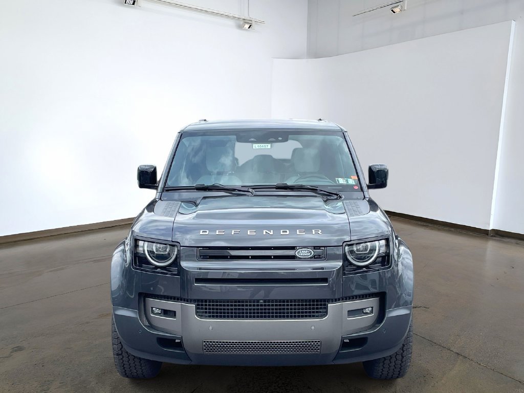 New 2026 Land Rover Defender 110 S AWD/4WD image 2