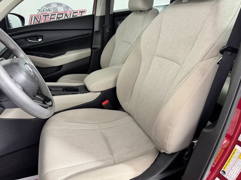 Used 2024 Honda Accord EX image 32