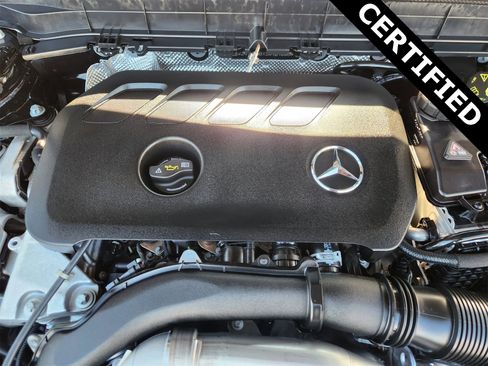 Certified 2025 Mercedes-Benz GLB 250 image 31