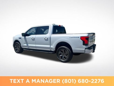 Used 2025 Ford F150 Lightning Flash AWD/4WD image 3