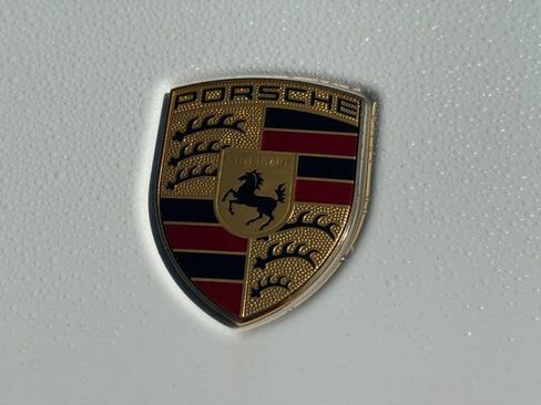 Certified 2026 Porsche Macan AWD/4WD image 26