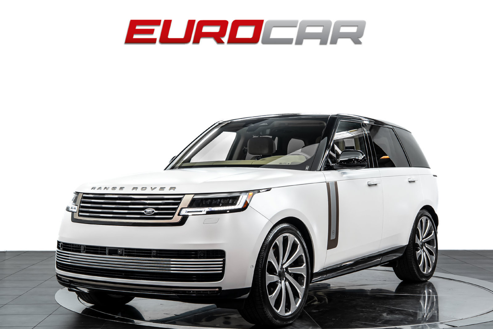 Used 2026 Land Rover Range Rover SV AWD/4WD image 1