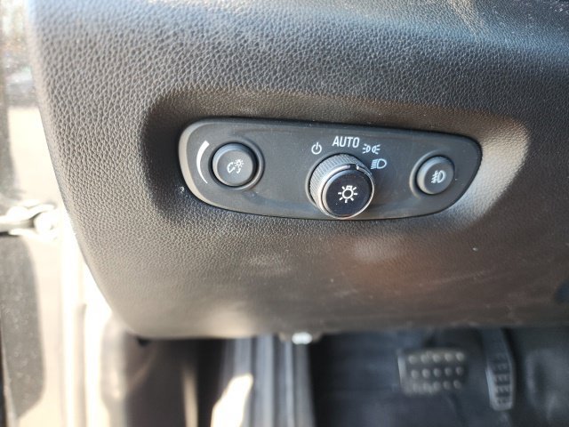 Used 2019 Chevrolet Traverse RS FWD image 51
