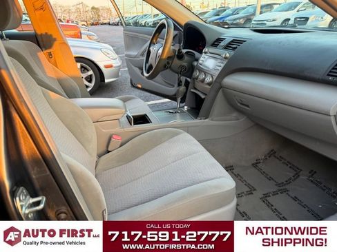 Used 2010 Toyota Camry FWD image 16