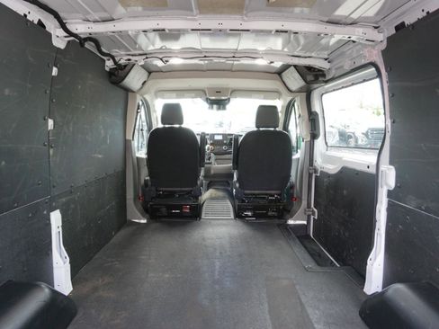 Used 2022 Ford Transit 250 Low Roof w/ Load Area Protection Package RWD image 9