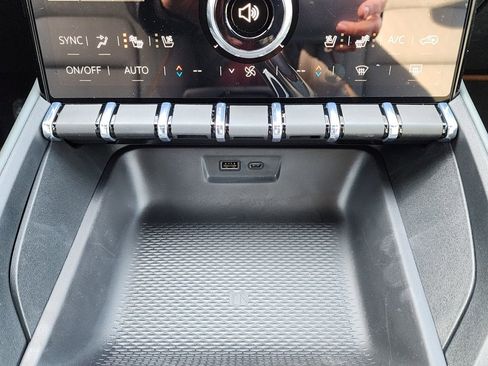 New 2026 GMC Terrain AT4 w/ Convenience Package III image 31