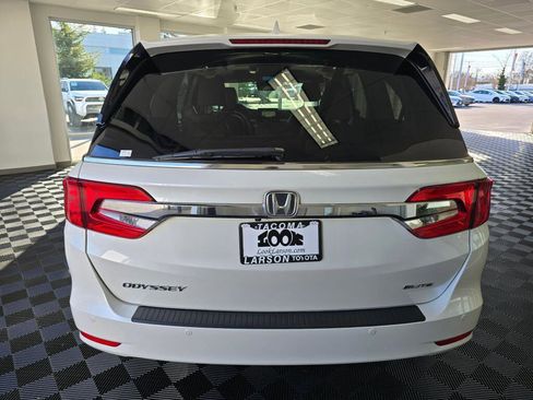 Used 2020 Honda Odyssey Elite image 4