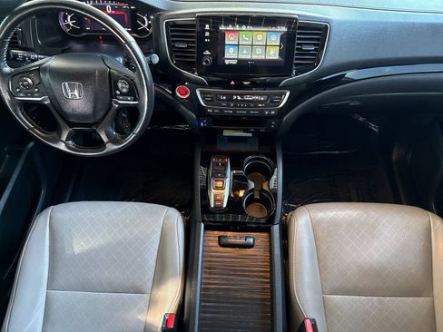 Used 2022 Honda Passport Elite image 12