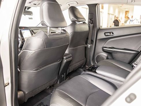 Used 2018 Toyota Prius Prime Premium image 33