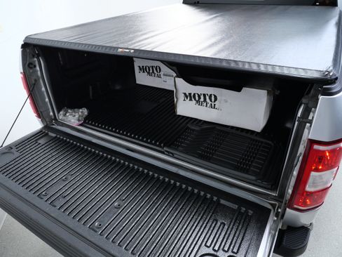Used 2018 Ford F150 XLT w/ Equipment Group 302A Luxury AWD/4WD image 6