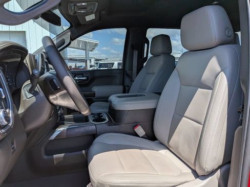 Used 2022 GMC Sierra 1500 SLT w/ SLT Premium Plus Package AWD/4WD image 15