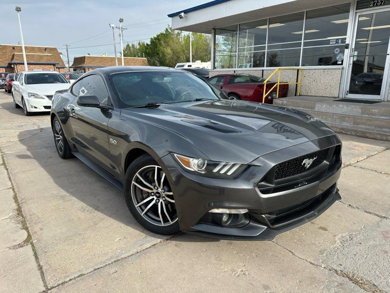 Used 2016 Ford Mustang GT RWD image 1