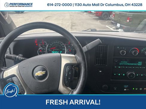 Used 2019 Chevrolet Express 3500 w/ Driver Convenience Package image 25