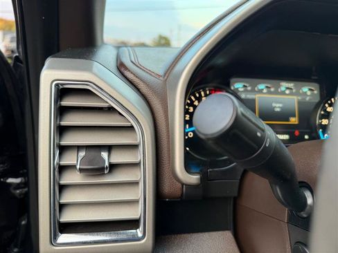 Used 2015 Ford F150 King Ranch w/ Equipment Group 601A Luxury image 39