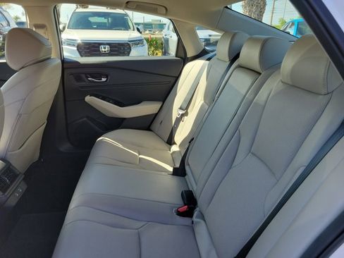 Used 2025 Honda Accord Touring image 14