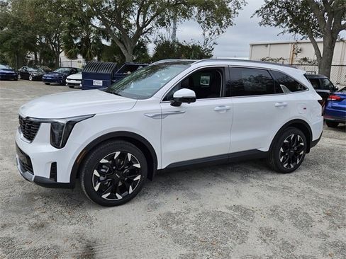 New 2025 Kia Sorento SX image 2
