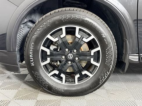 Used 2020 Nissan Pathfinder SL image 4