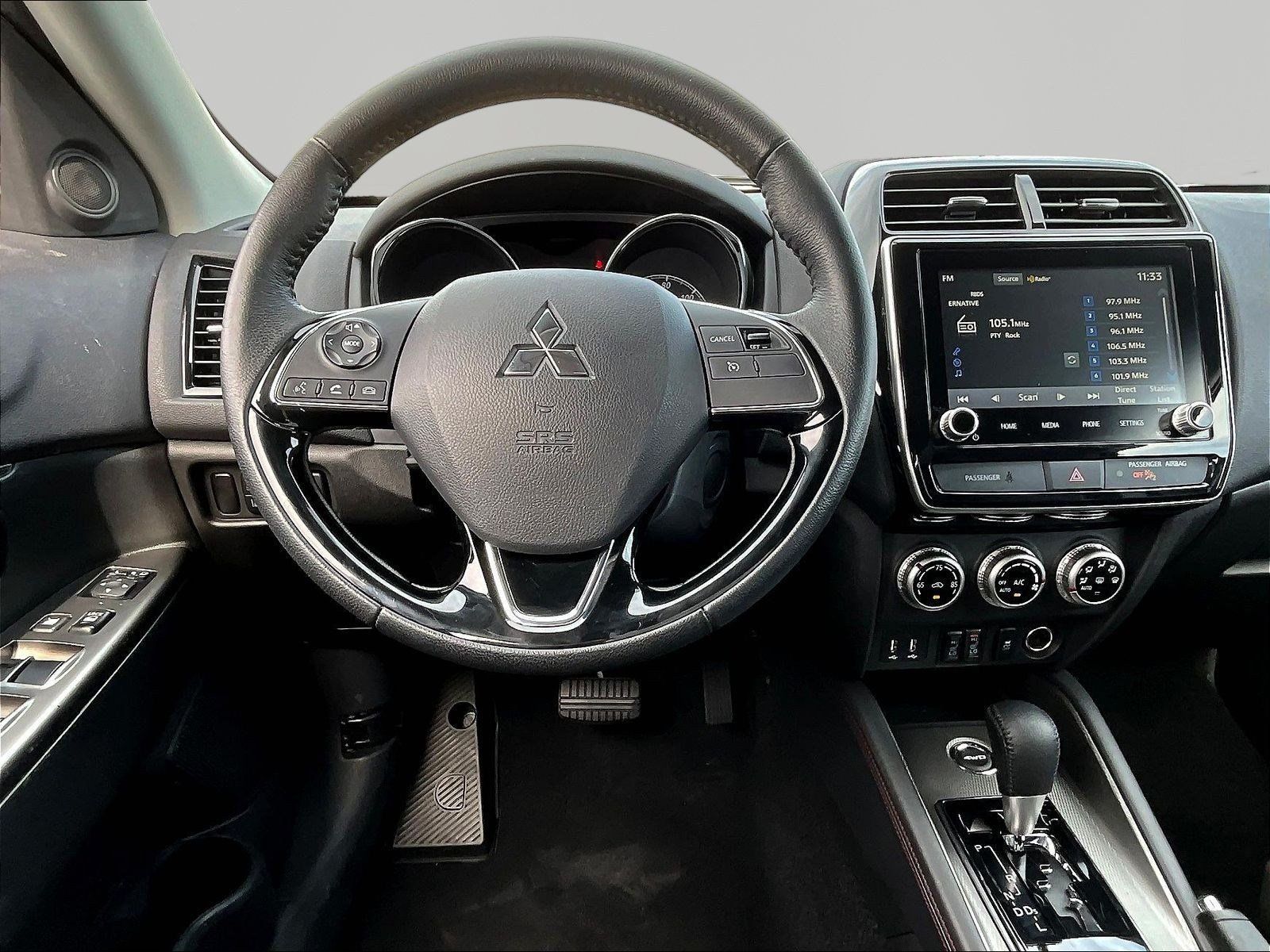 Used 2026 Mitsubishi Outlander Sport SE AWD/4WD image 8