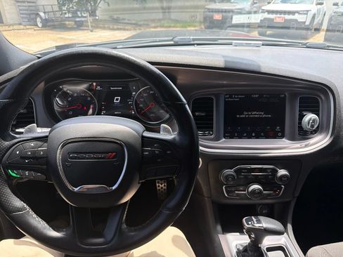 Used 2019 Dodge Charger R/T w/ Cold Weather Package RWD image 17