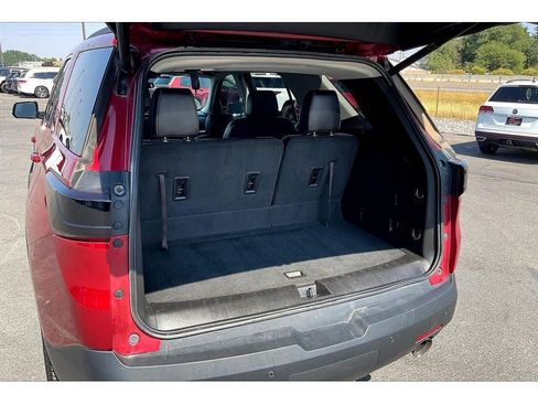 Used 2019 Chevrolet Traverse LT w/ LPO, Blackout Package image 9