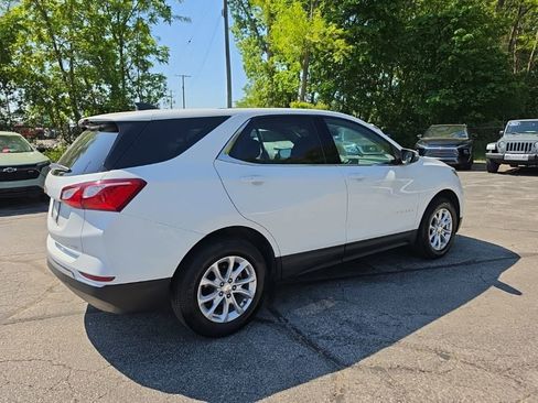 Used 2019 Chevrolet Equinox LT w/ Driver Convenience Package AWD/4WD image 5