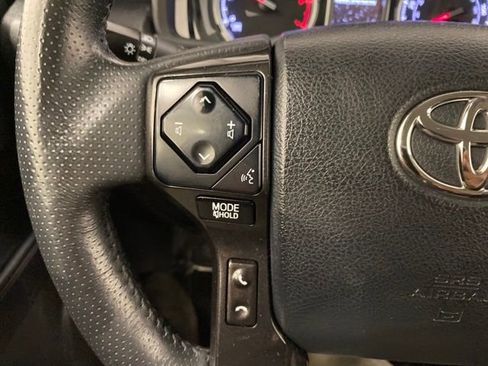 Used 2023 Toyota 4Runner TRD Off-Road image 19