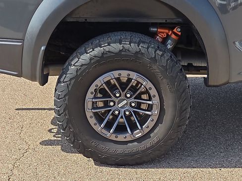 Used 2020 Ford F150 Raptor w/ Equipment Group 802A Luxury AWD/4WD image 13