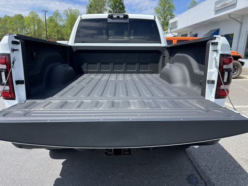 Used 2024 RAM 2500 Laramie w/ Night Edition image 10