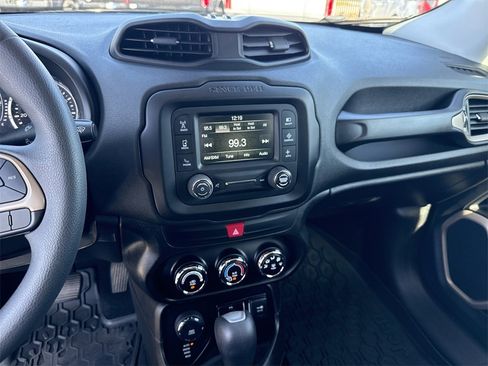 Used 2017 Jeep Renegade Sport w/ Power & Air Group image 27