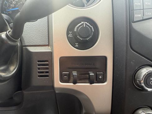 Used 2014 Ford F150 XLT w/ Equipment Group 302A Luxury AWD/4WD image 16