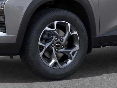 New 2026 Chevrolet Trax LT w/ Driver Confidence Package FWD image 9