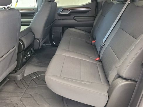 Used 2022 Chevrolet Silverado 1500 LT w/ Safety Package RWD image 18
