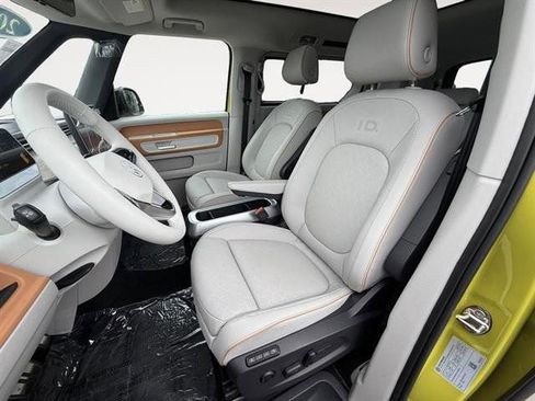 New 2025 Volkswagen ID. Buzz 1st Edition image 8