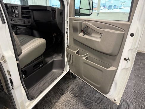 Used 2021 Chevrolet Express 3500 3500 3dr Extended Cargo Van w/ Driver Convenience Package image 11
