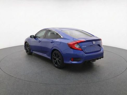 Used 2019 Honda Civic Sport image 2