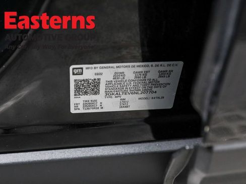 Used 2022 GMC Terrain SLE image 35